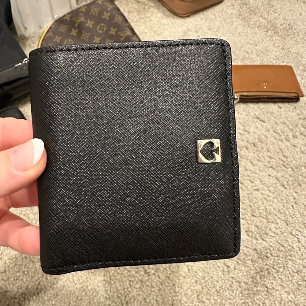 Kate Spade Small Slim Bifold Wallet